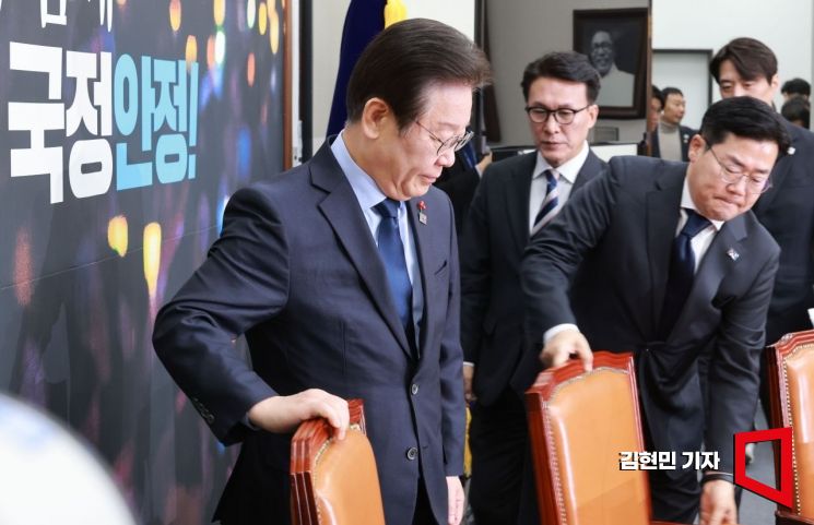 [포토] 최고위 참석하는 이재명 대표