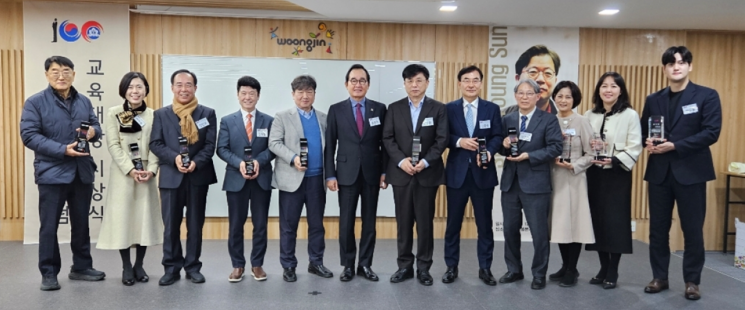 대한민국 백강포럼, 백강교육대상 시상식 개최