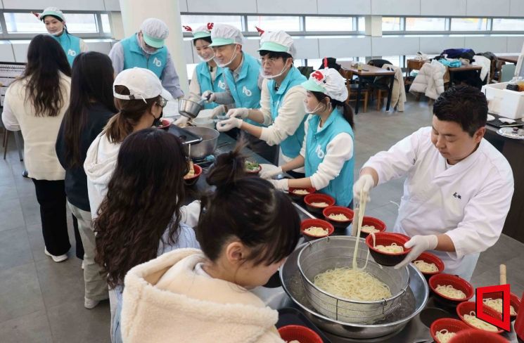 [포토] 에어서울과 정호영 셰프가 전하는 '따뜻한 한 끼'