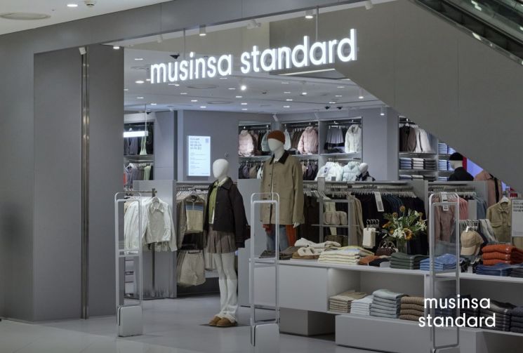 무신사 스탠다드, 롯데百 동탄점에 오프라인 스토어 오픈