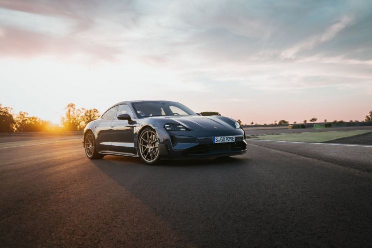 포르셰 타이칸 터보GT 국내 출시…2.9억원부터
