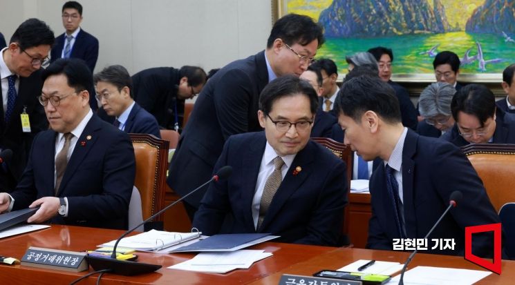 [포토] 대화하는 한기정-이복현