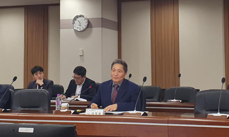 코로나19 완전 극복 인천공항 "내년 T1도 전면 개선"