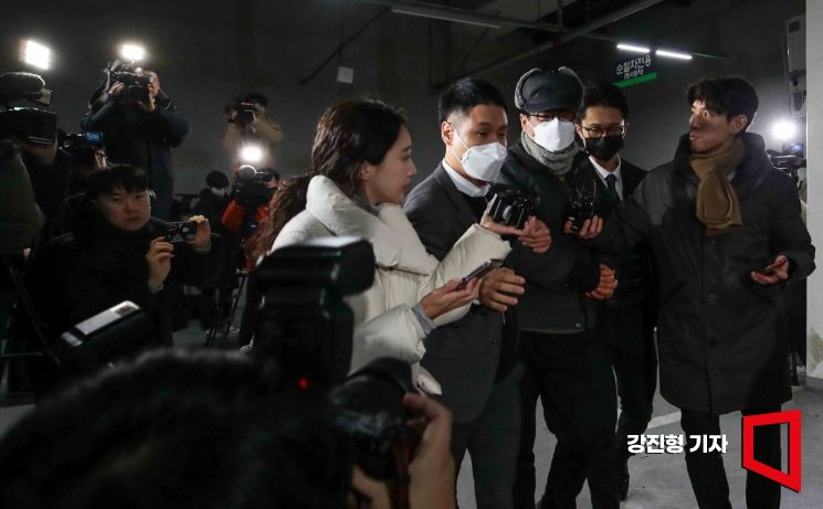 [포토] '계엄 비선' 노상원 검찰 송치