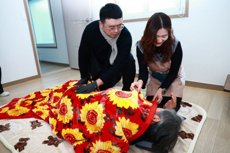 “차별화된 복지제도로 주민 곁에 더 가까이”… 울진형 긴급복지지원제도 시행