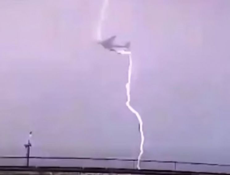 Airplane Struck by Lightning Mid-Flight... Fuselage Penetrated Completely