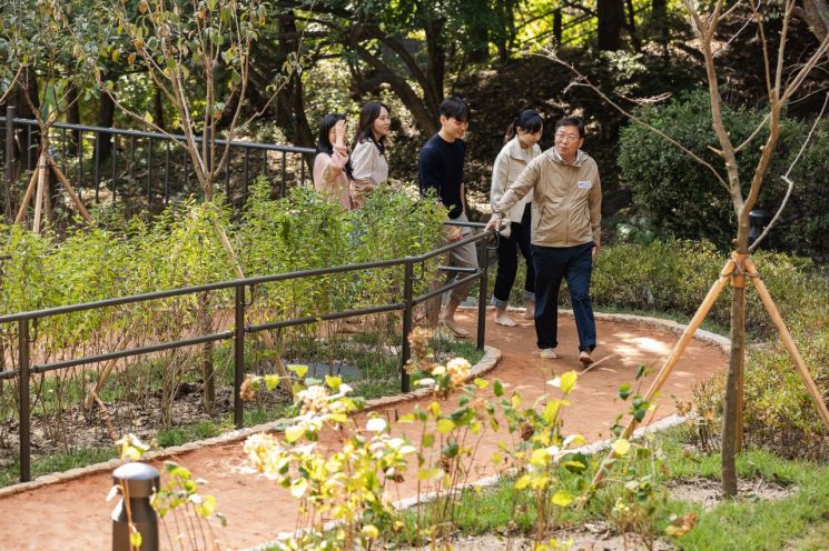 구민이 뽑은 민선8기 광진구 10대 정책 1위?...쓰레기 주 6일 수거