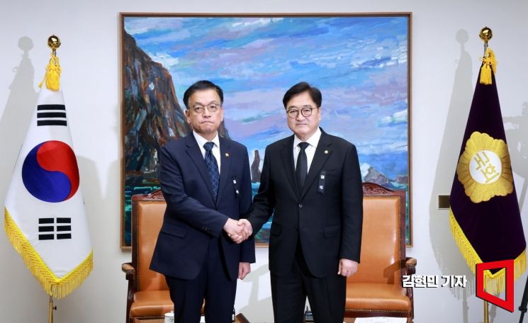 [포토] 우원식 국회의장 만난 최상목 권한대행