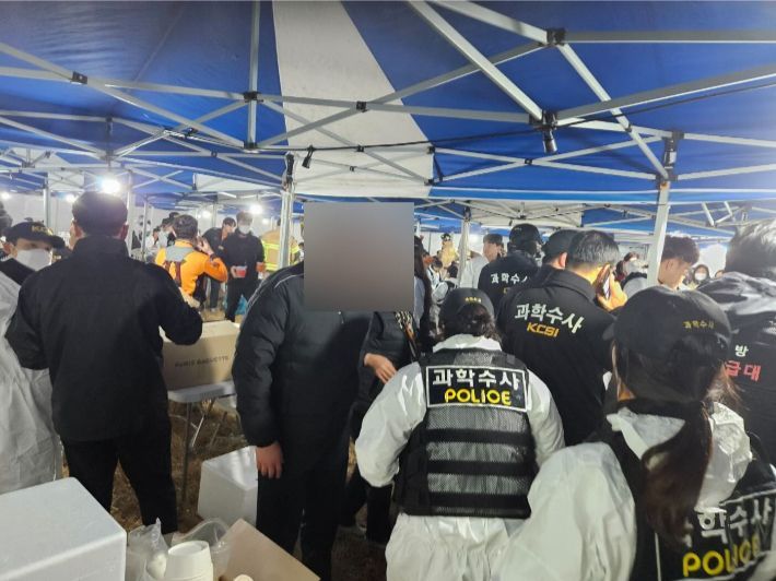 "따뜻한 커피, 김밥 드세요" 제주항공 참사에 밥차 끌고 한달음에 달려간 시민들