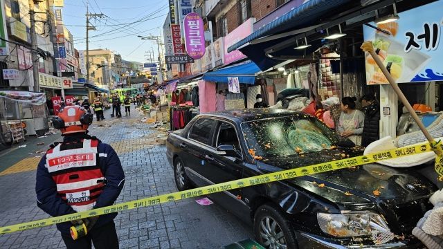 목동 깨비시장 돌진 사고 운전자 "치매 진단" 진술 확보