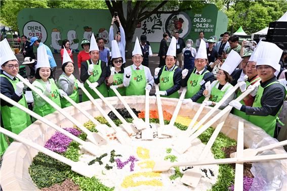 제14회 용문산 산나물 축제. 양평군 제공