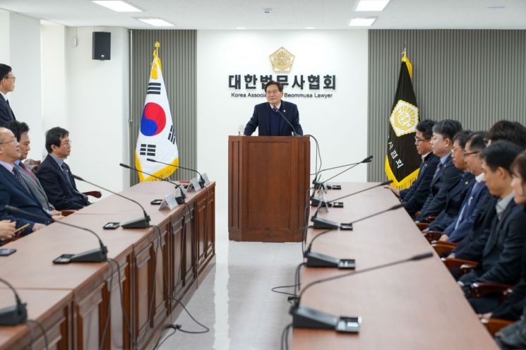 이강천 대한법무사협회장 "법무사법·부동산등기 특조법 개정 추진"
