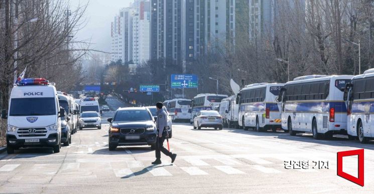 [포토] 경계 강화된 공수처 주변
