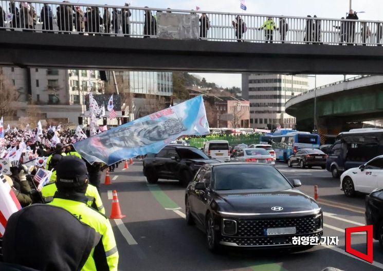 대통령경호처 "공수처·국수본 무단 침입 유감…경호임무에 만전"