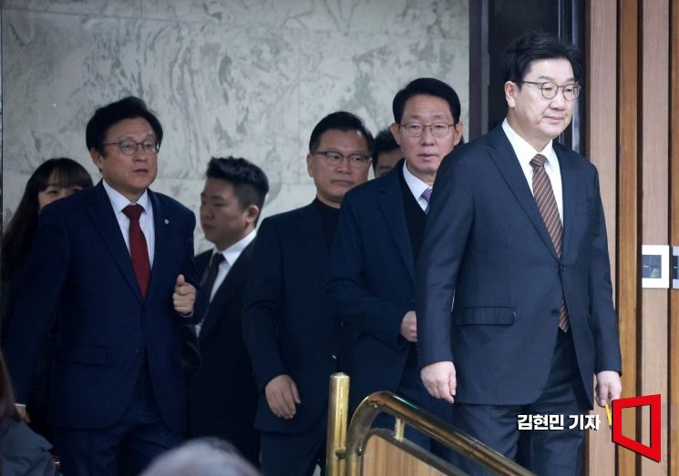 [포토] 쌍특검법 내일 재표결…권성동 "부결 당론 유지"