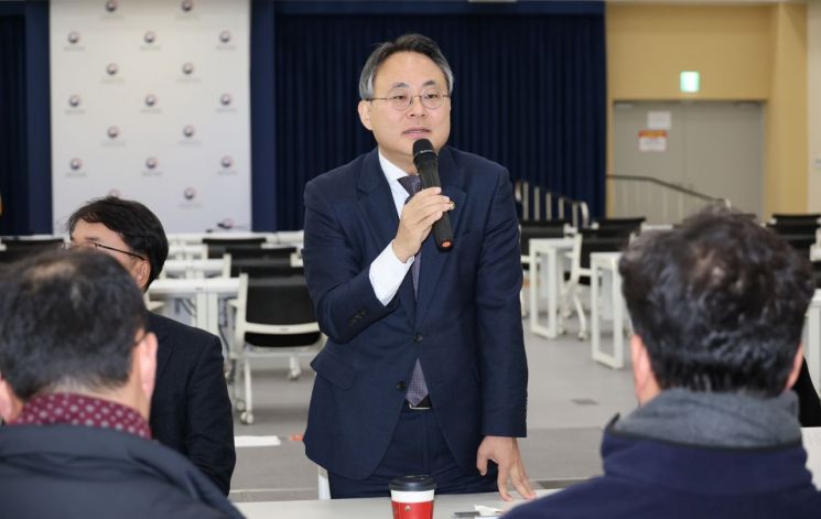 고기동 행안차관, '장관 직무대행' 한달…"재난 대응 최우선"