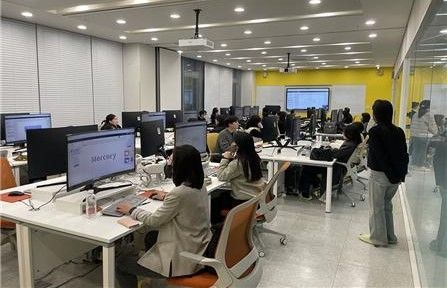 부산교육연구정보원, 디지털 교육 혁신 ‘2025 비전’ 제시