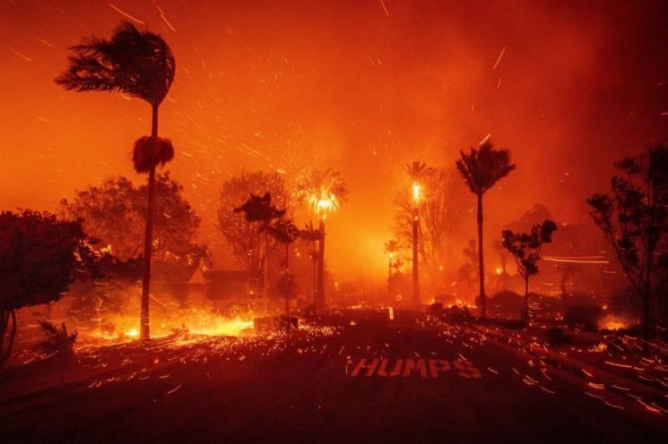 A view of LA County on fire. UPI Yonhap News