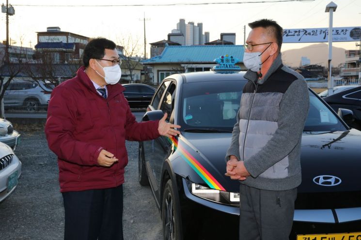 경주시, 내달부터 어르신 무료택시 대폭 확대