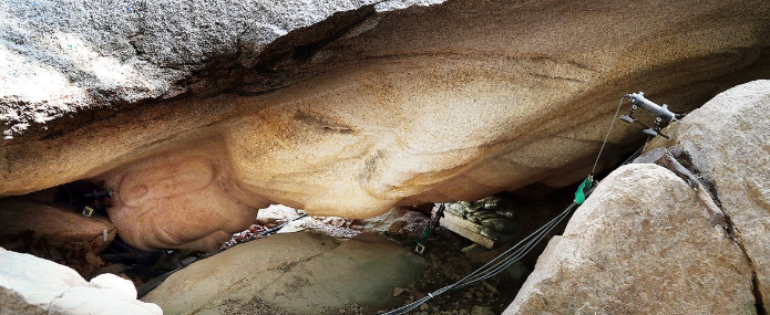 경북 경주시 소재 남산 열암곡 경사면에 놓인 마애불상. 연합뉴스