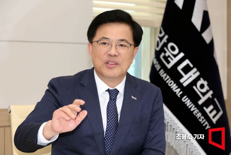 [인터뷰]정재연 총장, ‘통합 강원대’ 넘어 ‘방산 벤처 메카’ 꿈꾼다