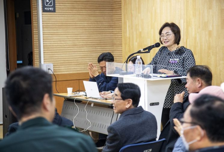 박희영 용산구청장은 24일까지 16개 동을 돌며 릴레이 신년 업무보고회를 가졌다. 용산구 제공.