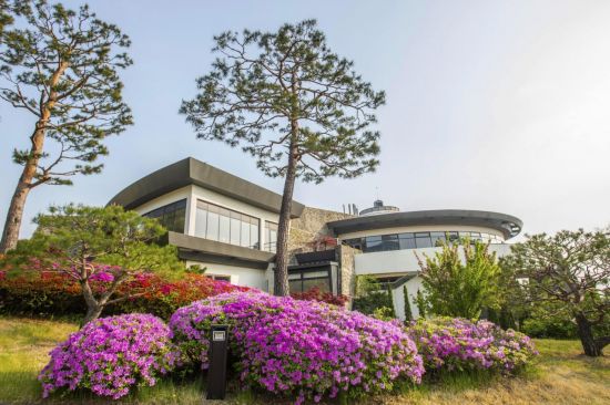 안성베네스트는 휴대폰을 통해 체크인부터 결제까지 할 수 있다. 사진제공=안성베네스트