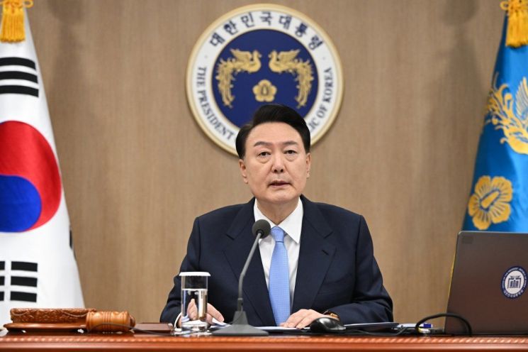 ‘내란 수괴 혐의’ 尹 형사재판 20일 시작한다