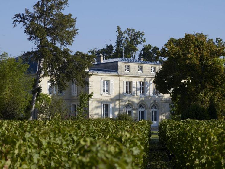 메종 두르뜨가 소유한 '샤토 벨그라브(Chateau Belgrave)' 와이너리 전경.