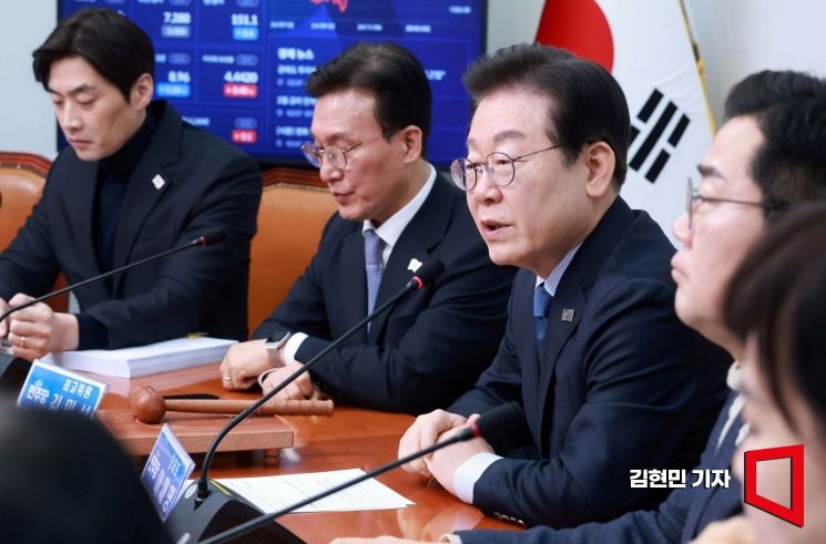 이재명 더불어민주당 대표가 7일 국회에서 열린 최고위원회의에서 발언하고 있다. 2025.2.7 김현민 기자