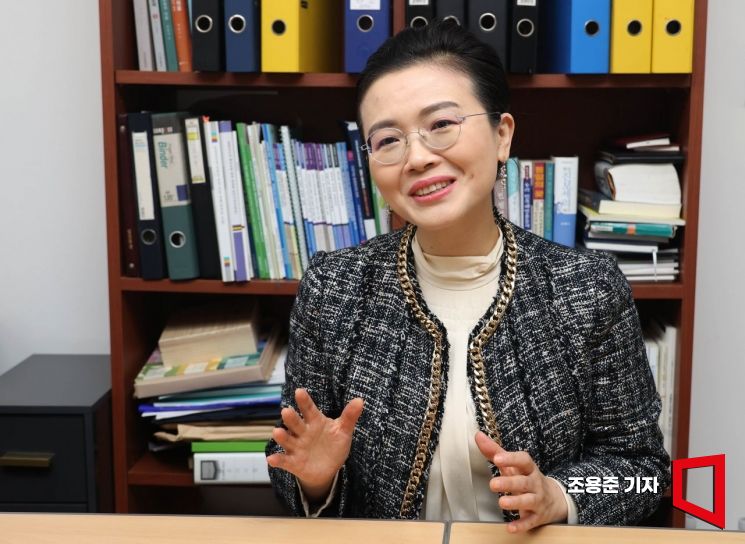 [개헌, 미래를 잇다]"한국의 높은 시민의식이 개헌 동력"