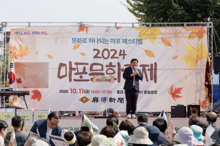 송파구, 전국 지자체 최초 '영어교육용 AI 로봇' 보급