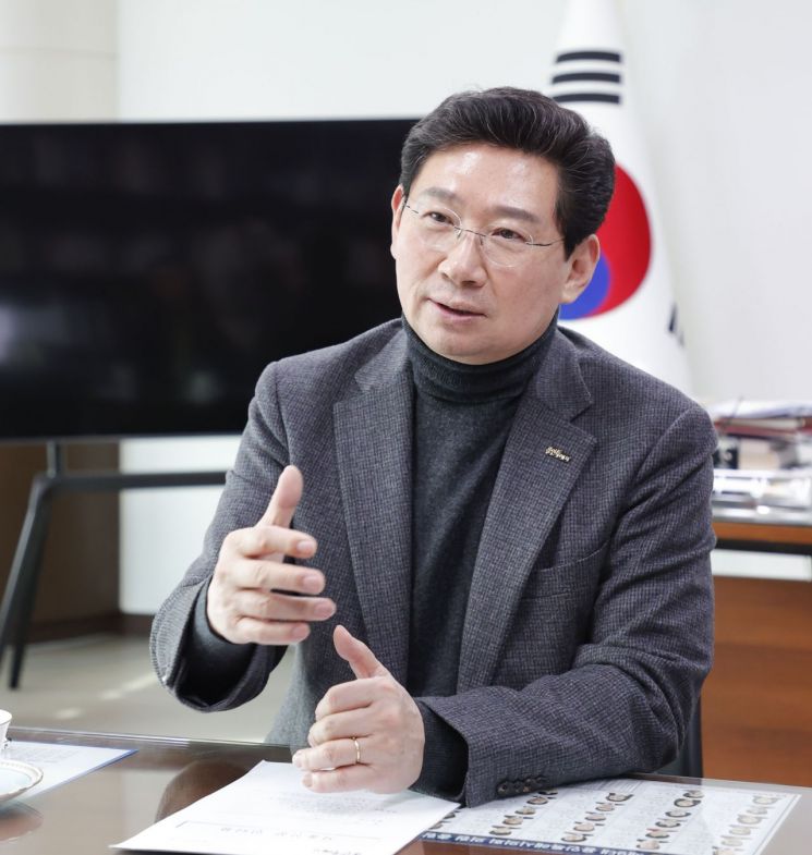 이상일 용인시장 "대도시 구청장 4급→3급 상향해야"