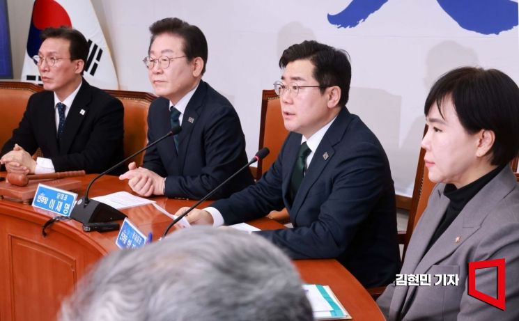 [포토] 민주 "여, 명태균 특검법 협조하고 윤 출당시켜라" 총공세