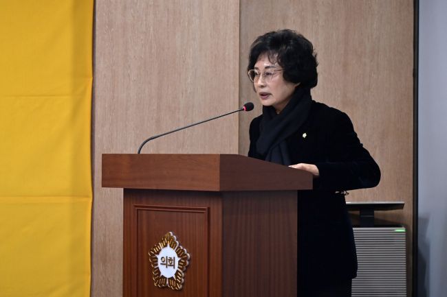 고경애 광주 서구의원이 제328회 임시회 중 상임위원회에서 발언하고 있다. 서구의회 제공