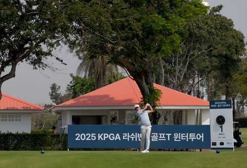 김승혁이 KPGA 라쉬반·골프T 윈터투어 연습 라운드에서 티샷을 하고 있다. 사진제공=KPGA