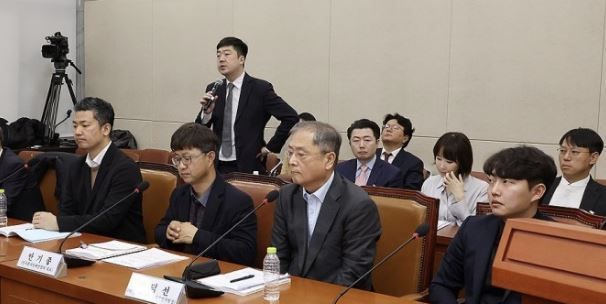 14일 국회 보건복지위원회에서 의료인력 수급추계기구 법제화를 위한 공청회가 열리고 있다. 연합뉴스