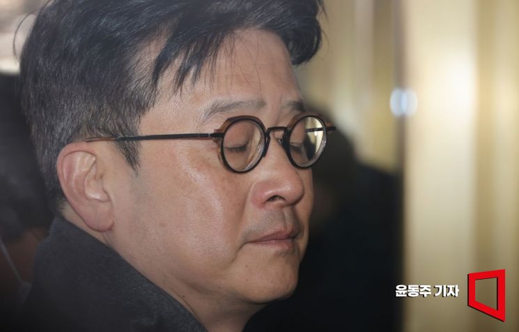 김건희특검, '디올백 수수 수사무마' 이창수 전 중앙지검장 22일 소환 통보