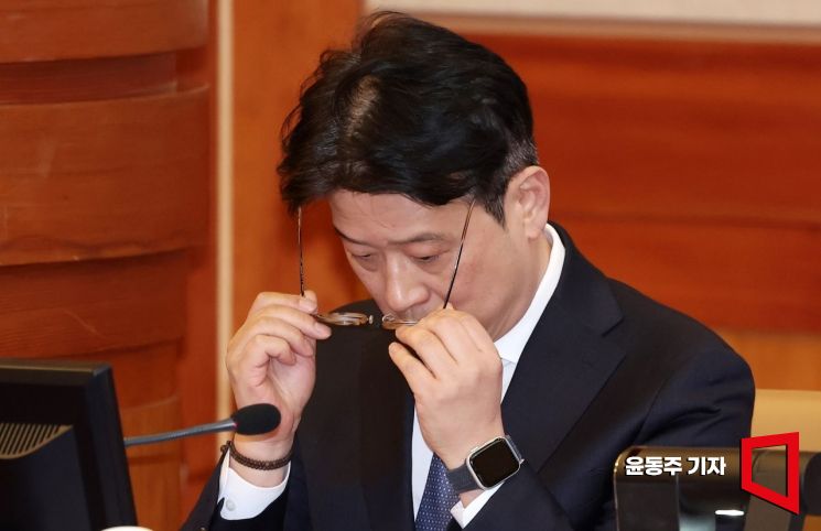 [속보] 김건희특검, 이창수 전 중앙지검장 22일 출석요구