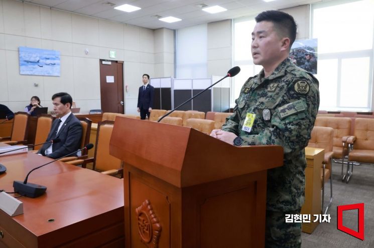 [포토] 국방위 현안질의, 답변하는 김현태 특임단장