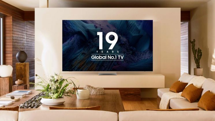 삼성전자가 글로벌 TV 시장에서 19년 연속 1위를 달성했다. 삼성전자 제공