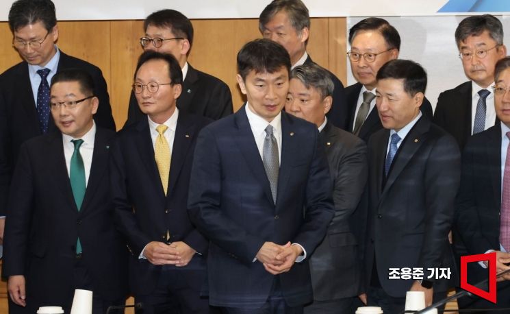 [금융 지각변동]②ELS 충당금에 바뀐 리딩뱅크 왕좌…은행 비이자이익 늘려야