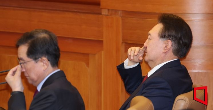 경찰 "尹대통령 '체포영장 집행 방해' 혐의 입건"