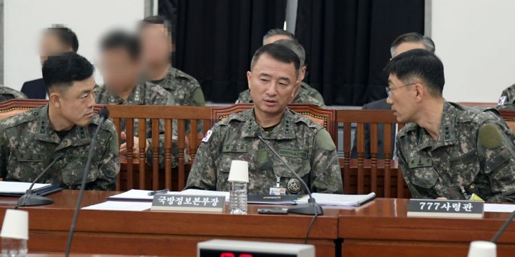 '비상계엄 사전 논의 의혹' 공수처, 국방정보본부장 사무실 압수수색