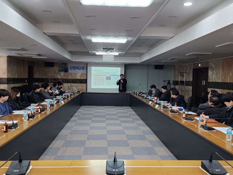 구미 제조업체, 산업보안 강화 총력…기술 유출 막고 경쟁력 ↑