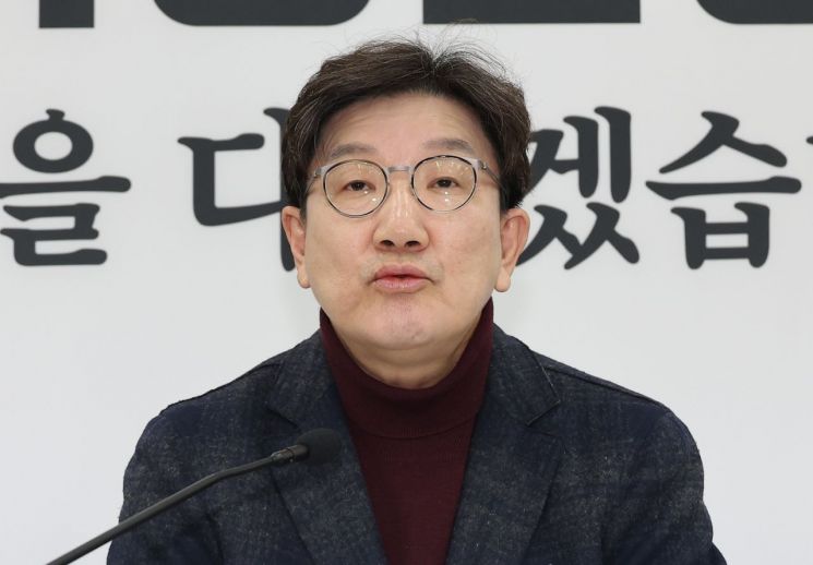 권성동 "이재명 인생이 사기, 답할 가치 없어"…상속세 토론 제안 거절
