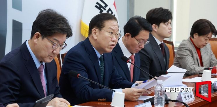 [포토] 권영세 "이재명, 경제 무지·철학 빈곤…친기업 코스프레"
