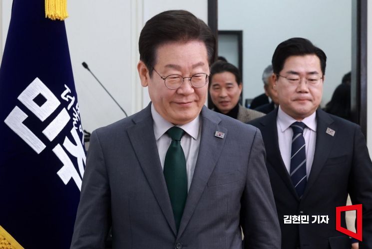이재명 "국힘, 100일 내 '윤석열 단절' 선언할 것"