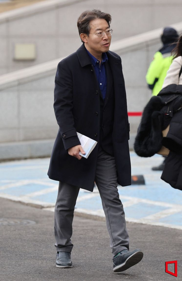 "아이들이 가난에 책임이 있습니까"…국회를 울린 나직한 질문