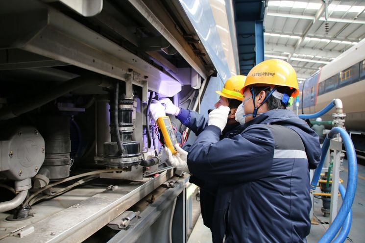 코레일, 해빙기 대비 ‘철도시설 특별 안전점검’